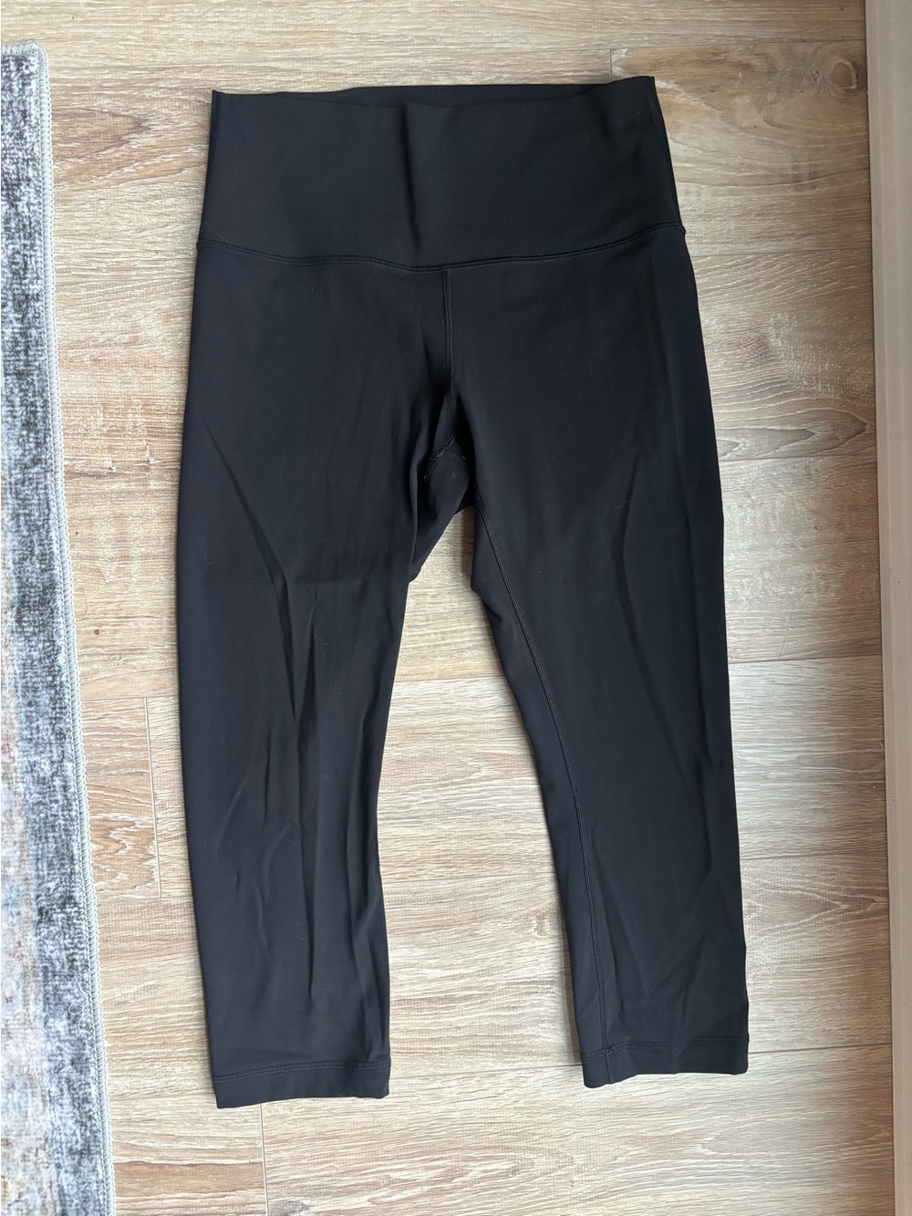 lululemon athletica Black Capri Leggings